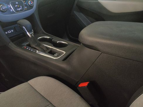 Used 2024 Chevrolet Equinox LS w/ LS Convenience Package FWD image 26