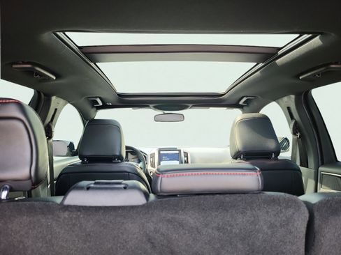 Used 2022 Ford Edge ST-Line AWD/4WD image 14