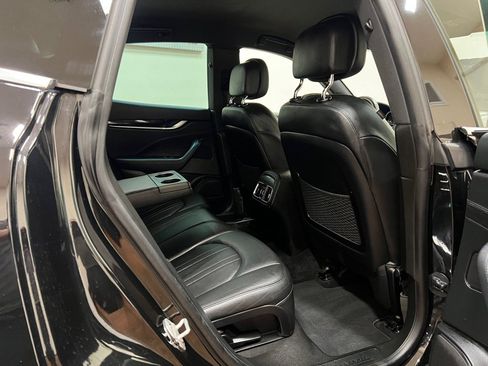 Used 2018 Maserati Levante AWD/4WD image 22