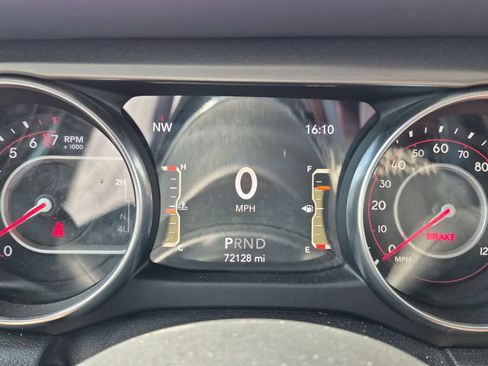 Used 2020 Jeep Gladiator Rubicon AWD/4WD image 30