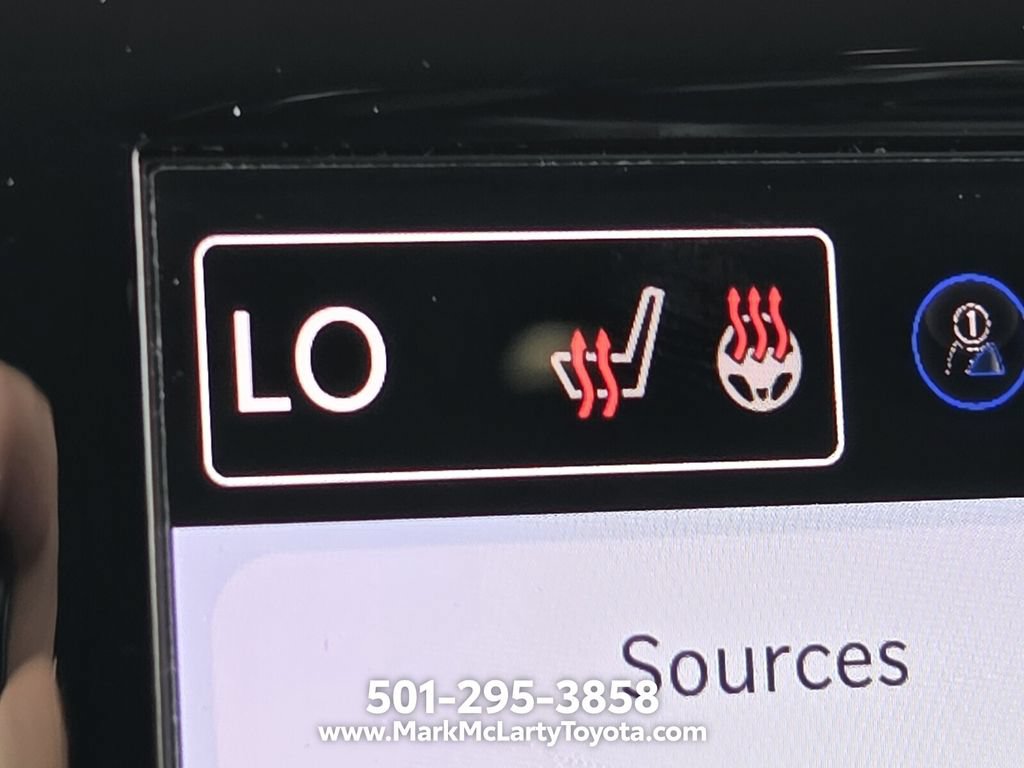 Used 2022 Chrysler Pacifica Touring-L FWD image 19