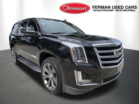 Used 2020 Cadillac Escalade 2WD image 1