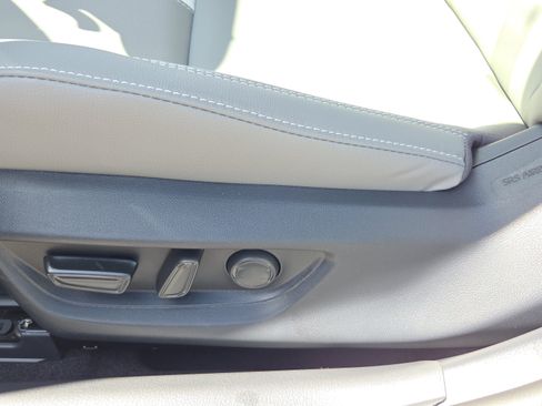 Certified 2026 Toyota Camry SE image 11