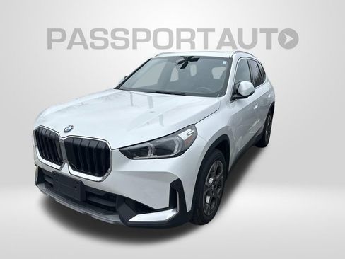 Used 2023 BMW X1 xDrive28i image 1