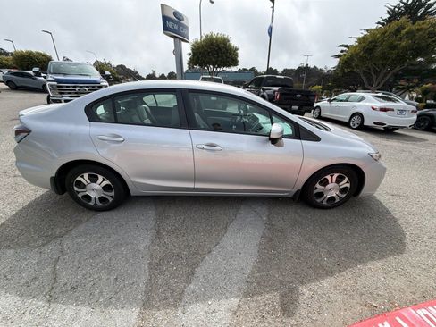 Used 2014 Honda Civic Hybrid Sedan image 9