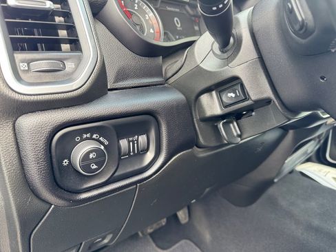Used 2024 RAM 2500 Laramie AWD/4WD image 18