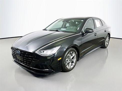 Used 2020 Hyundai Sonata SEL w/ Convenience Package image 3
