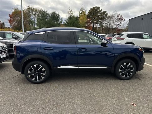 New 2026 Nissan Kicks SV w/ Cold Weather Package image 8