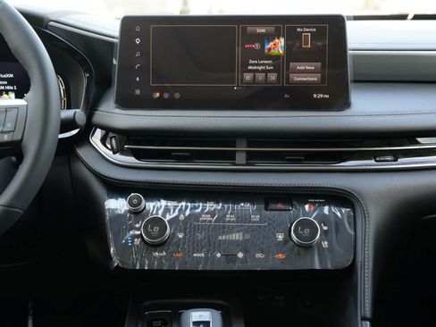 New 2027 INFINITI QX60 Luxe w/ Cargo Package FWD image 13