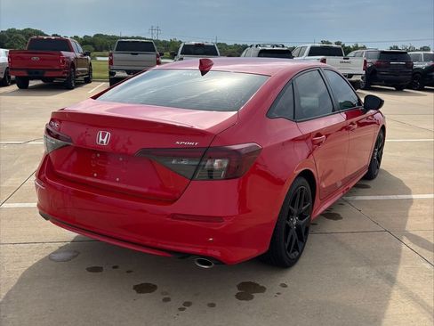 Used 2025 Honda Civic Sport image 5