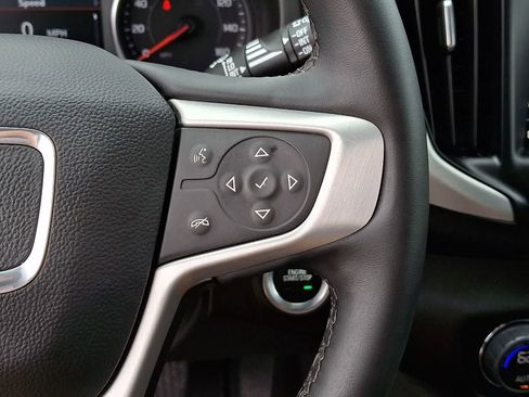 Used 2024 GMC Terrain SLT AWD/4WD image 25