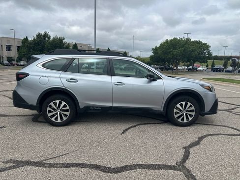 Used 2020 Subaru Outback AWD/4WD image 4