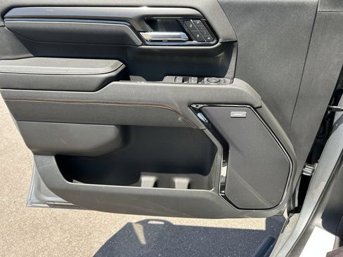 New 2026 GMC Sierra 3500 AT4 w/ AT4 Premium Plus Package AWD/4WD image 23