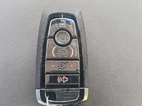 Used 2020 Lincoln Nautilus Reserve w/ Equipment Group 201A image 31