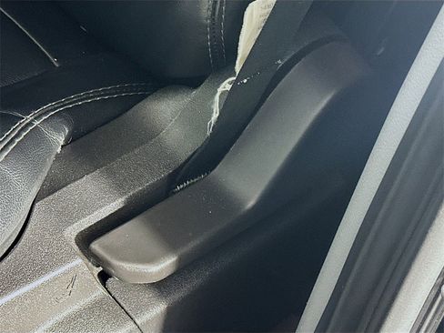 Used 2019 Ford Transit 350 XLT image 21