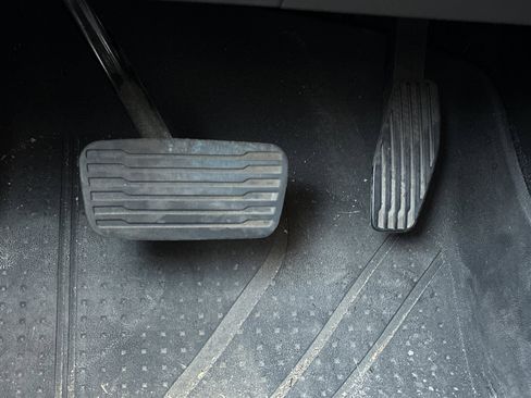 Used 2023 Chevrolet Silverado 1500 High Country w/ High Country Premium Package image 43