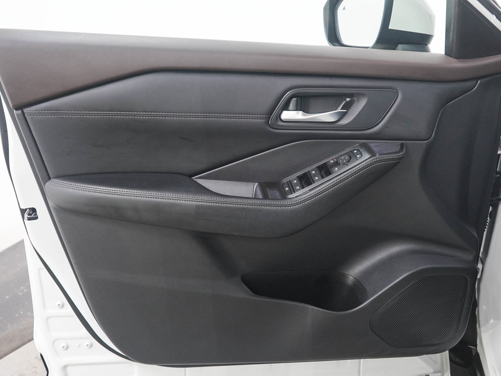 Used 2023 Nissan Rogue SV w/ SV Premium B Package AWD/4WD image 20