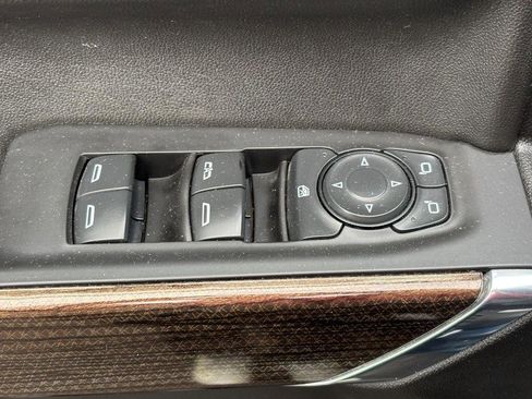 Used 2021 Chevrolet Silverado 1500 LT image 23