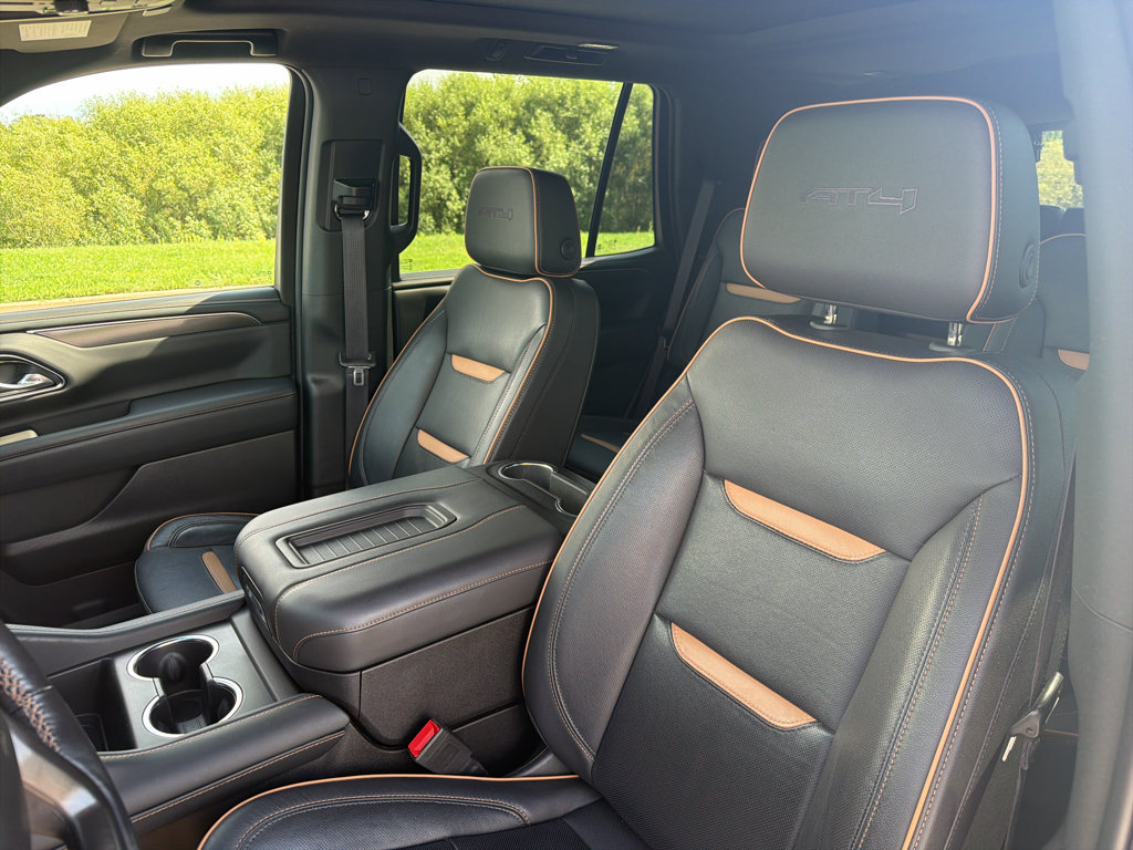 Used 2023 GMC Yukon AT4 AWD/4WD image 18