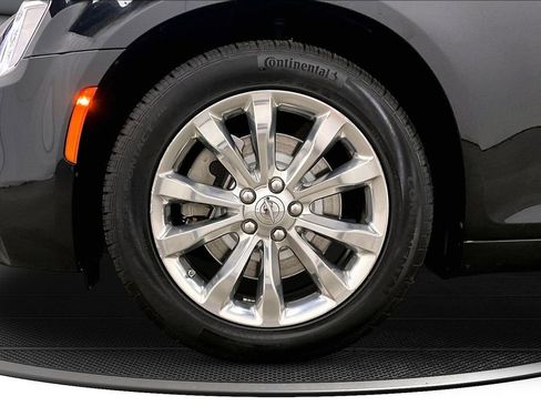 Used 2023 Chrysler 300 Touring AWD/4WD image 32