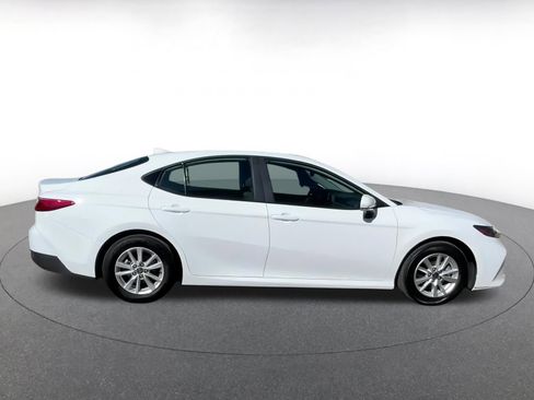 Used 2025 Toyota Camry LE image 15