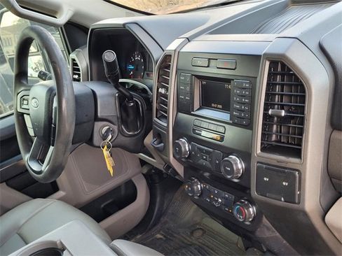 Used 2019 Ford F350 XL w/ Power Equipment Group image 10