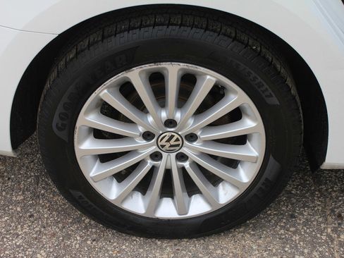 Used 2016 Volkswagen Passat 1.8T image 48