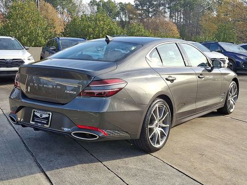 Used 2025 Genesis G70 2.5T image 25