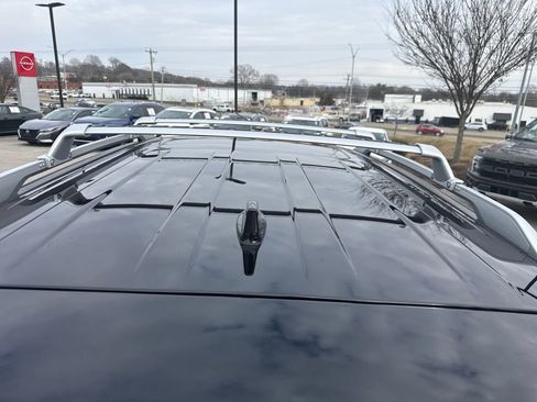 Certified 2025 Nissan Pathfinder Platinum image 46