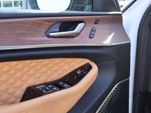 Used 2022 Jeep Grand Cherokee Summit w/ Advanced Protech Group IV image 16