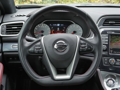 Certified 2021 Nissan Maxima Platinum w/ 40th Anniversary Package image 8