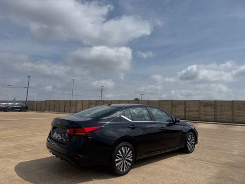 Certified 2026 Nissan Altima 2.5 SV AWD/4WD image 21