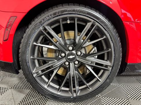 Used 2018 Chevrolet Camaro ZL1 RWD image 12