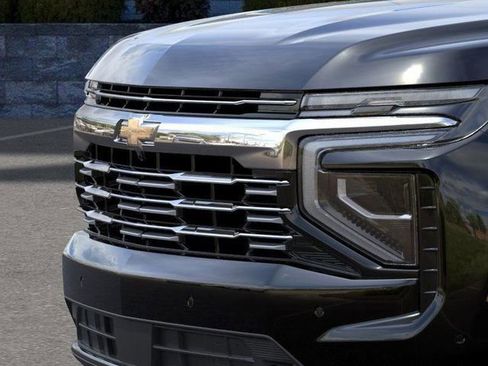 New 2026 Chevrolet Suburban Premier image 13
