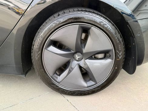 Used 2019 Tesla Model 3 Long Range AWD/4WD image 13