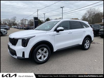 Used 2025 Kia Sorento LX