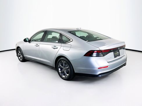 Used 2024 Honda Accord EX image 5