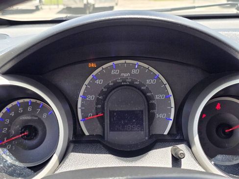 Used 2013 Honda Fit image 17
