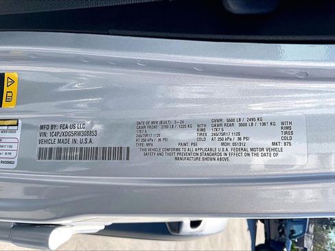 Used 2024 Jeep Wrangler Sport image 33