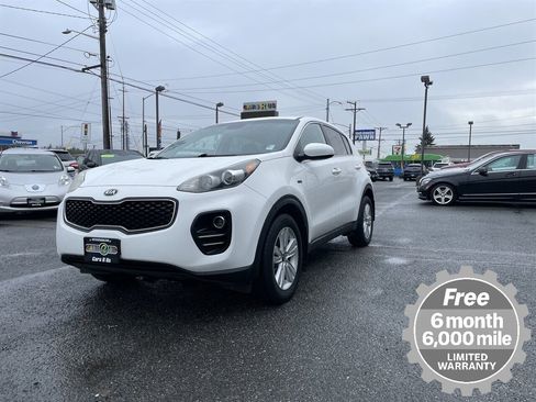 Used 2017 Kia Sportage LX image 1