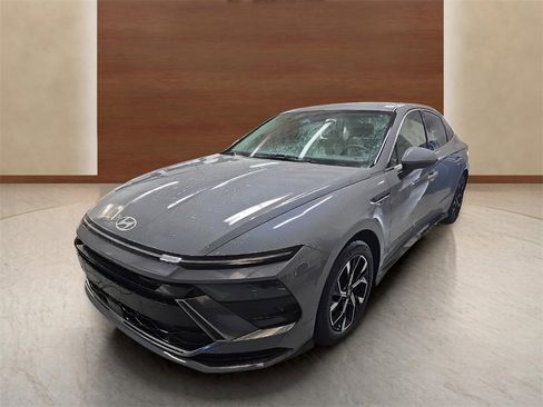 Certified 2025 Hyundai Sonata SEL image 2