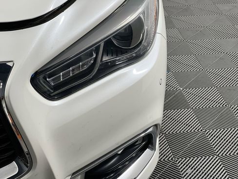 Used 2020 INFINITI QX60 Luxe w/ Essential Package FWD image 9