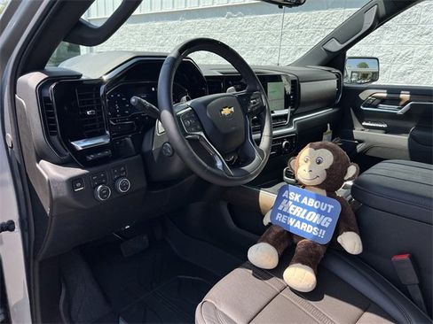 New 2025 Chevrolet Silverado 1500 High Country image 10