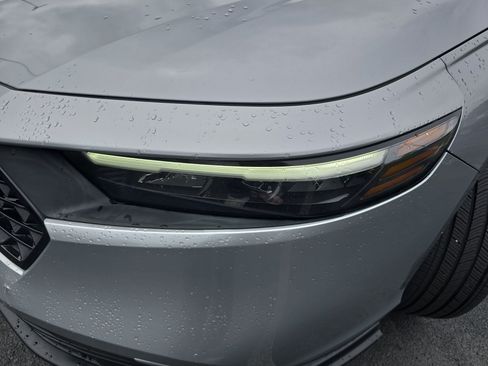 Certified 2023 Honda Accord EX image 30