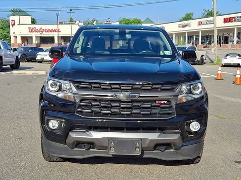 Used 2022 Chevrolet Colorado Z71 AWD/4WD image 2