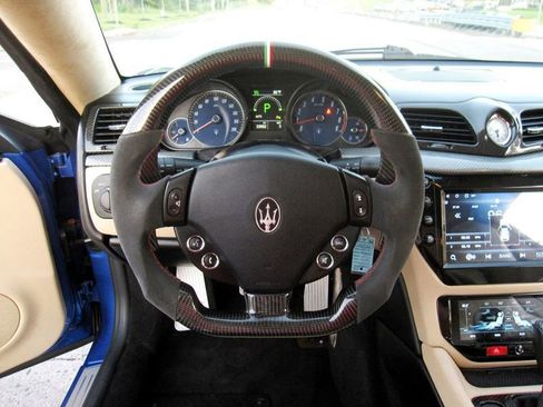 Used 2014 Maserati GranTurismo MC RWD image 21