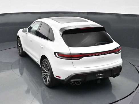 New 2026 Porsche Macan AWD/4WD image 31