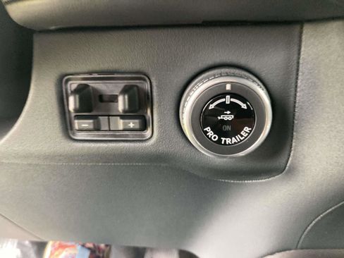 New 2025 Lincoln Navigator L Black Label AWD/4WD image 34