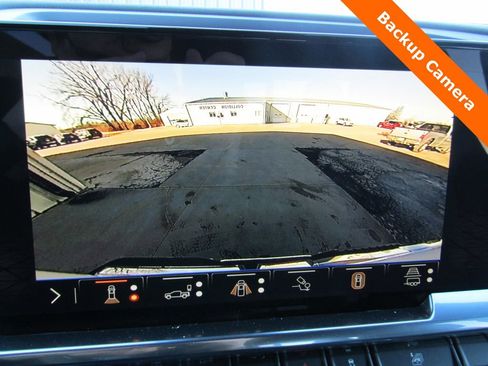 New 2026 GMC Sierra 3500 SLT w/ SLT Convenience Package image 18