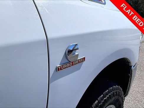 Used 2024 RAM 3500 Tradesman w/ Chrome Appearance Group AWD/4WD image 11